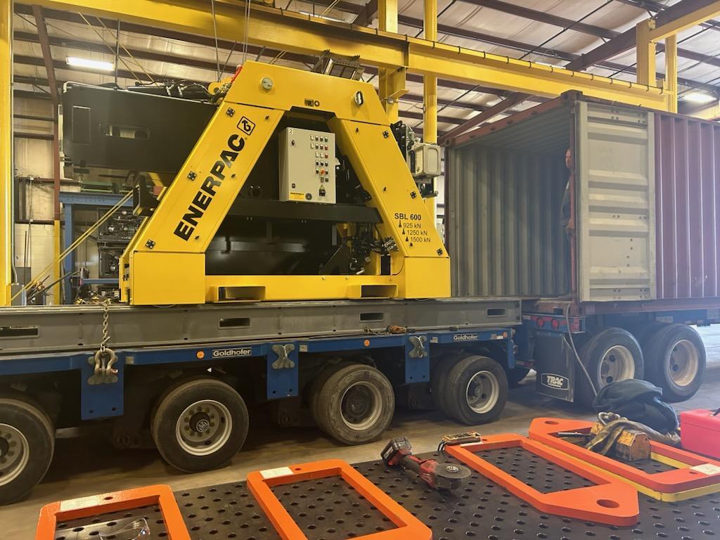 Engineered Rigging Welcomes First Enerpac SBL600 Hydraulic Gantry in the USA