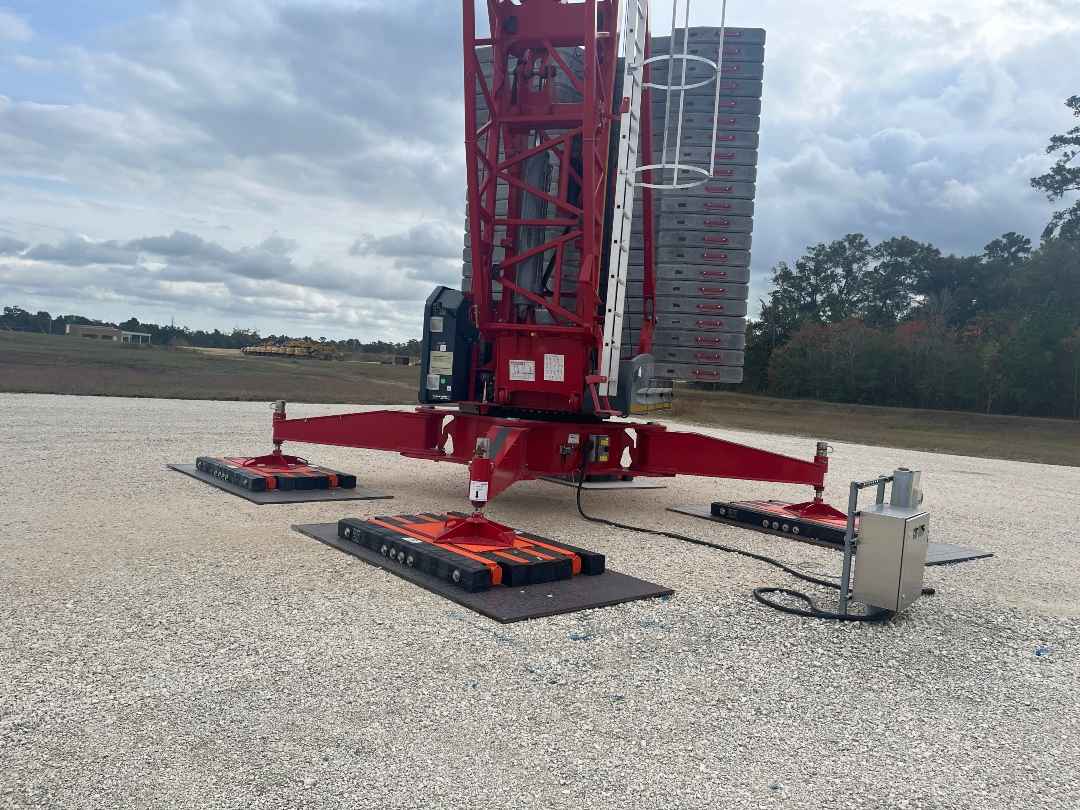 IUOE Training Center Installs Tower Crane with Engineered Crane Pads